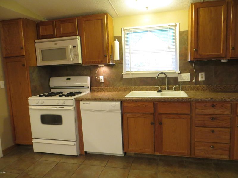 2921 W 9th Pl, Apache Junction, AZ 85120