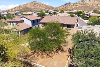 29212 20th Ln, Phoenix, AZ 85085