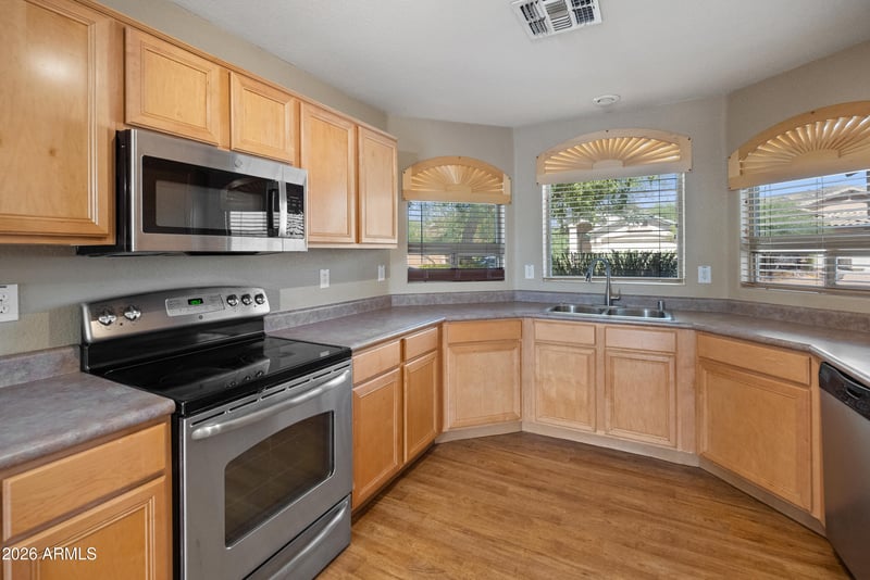 29212 22nd Ln, Phoenix, AZ 85085