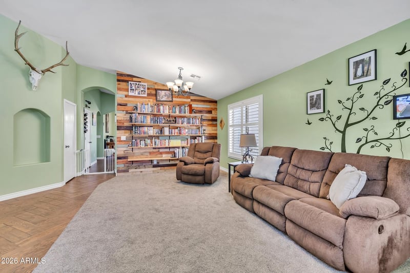 29218 Rosewood Dr, San Tan Valley, AZ 85143