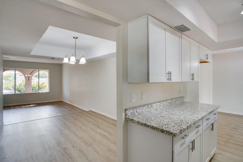 2922 E Acoma Dr, Phoenix, AZ 85032