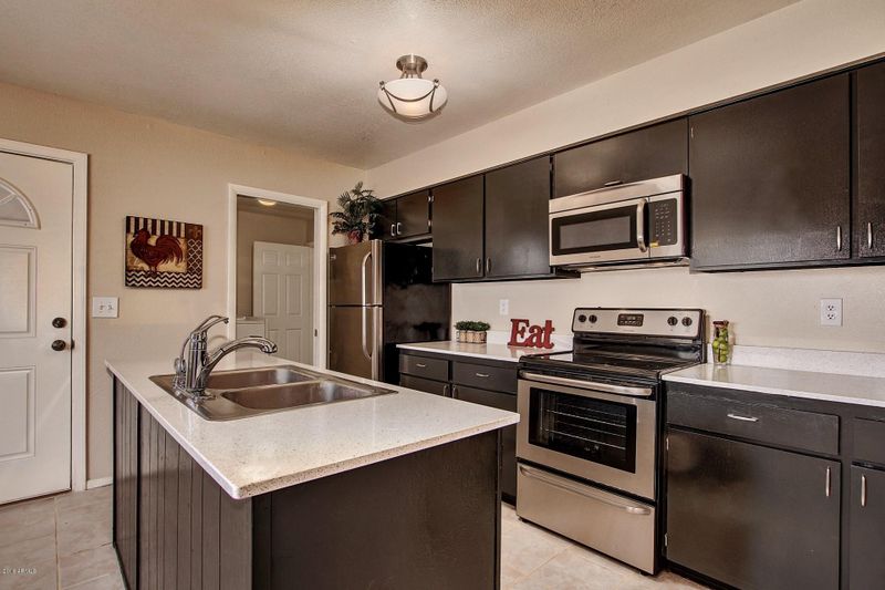 2922 E Dragoon Ave, Mesa, AZ 85204
