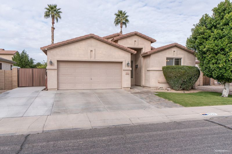 2922 E Tyson St, Chandler, AZ 85225
