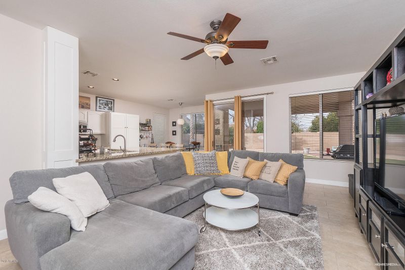 2922 E Tyson St, Chandler, AZ 85225