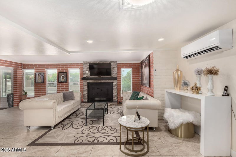 2922 Kings Ave, Phoenix, AZ 85032