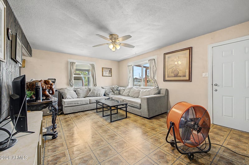 2922 W Fillmore St, Phoenix, AZ 85009