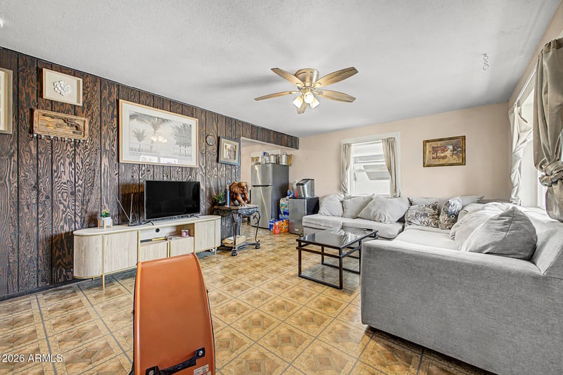 2922 W Fillmore St, Phoenix, AZ 85009