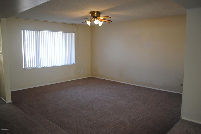 2923 E Cactus Rd, Phoenix, AZ 85032