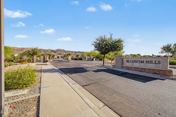 2923 Constance Way, Phoenix, AZ 85042