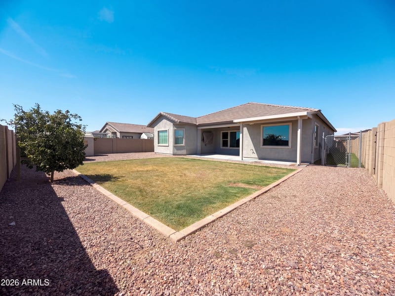 2923 E Inca Ln, San Tan Valley, AZ 85140