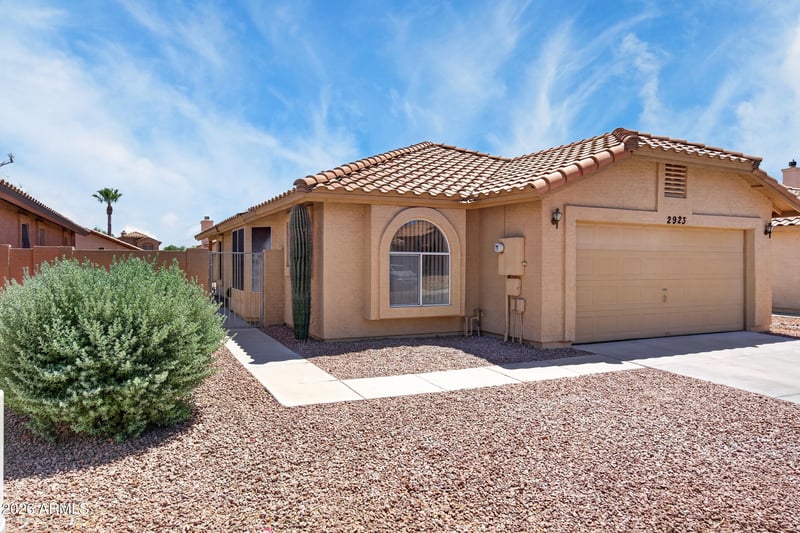 2923 E Muirwood Dr, Phoenix, AZ 85048