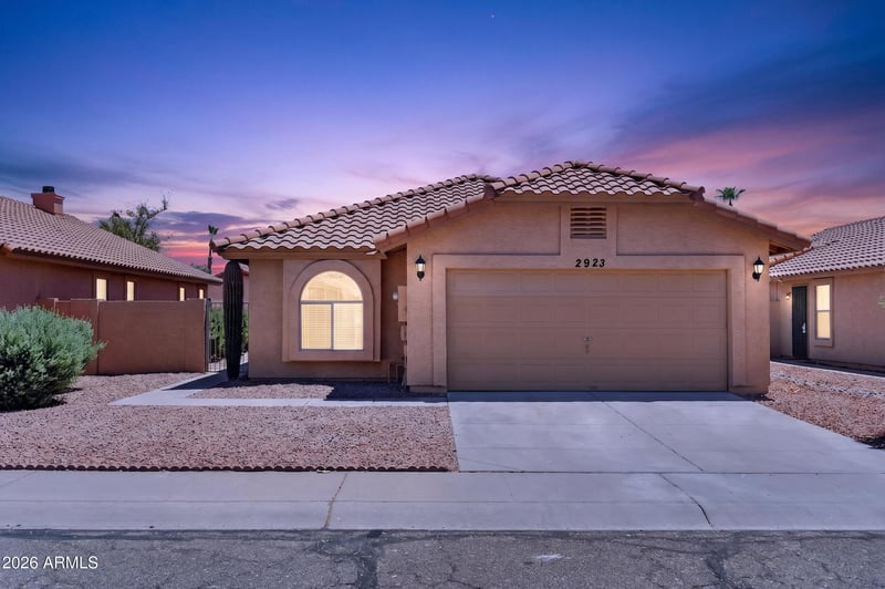 2923 E Muirwood Dr, Phoenix, AZ 85048