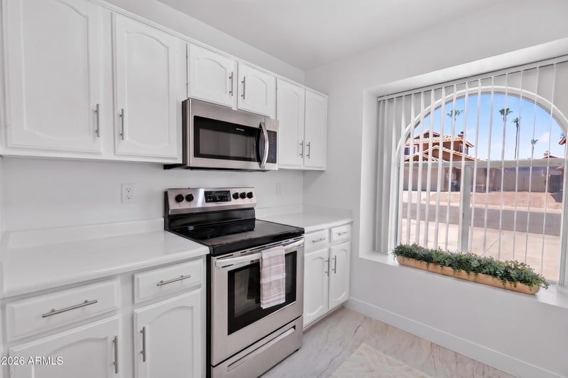 2923 E Muirwood Dr, Phoenix, AZ 85048