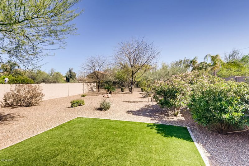 2923 E Quiet Hollow Ln, Phoenix, AZ 85024