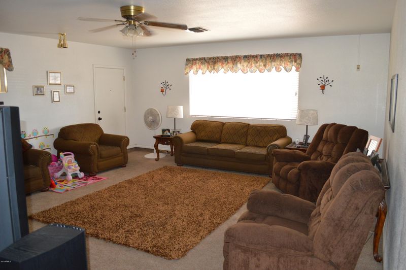 2923 W Corrine Dr, Phoenix, AZ 85029