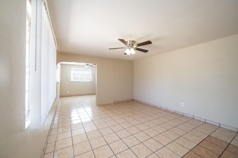 2923 W Townley Ave, Phoenix, AZ 85051