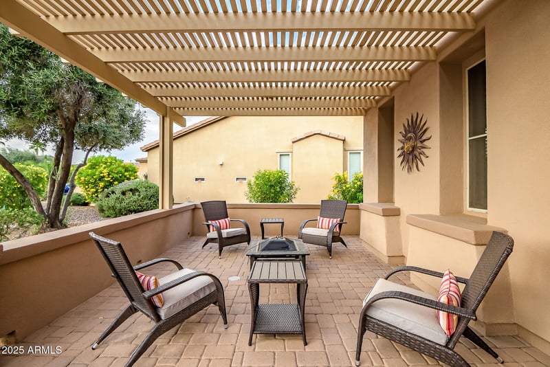 29235 128th Ln, Peoria, AZ 85383