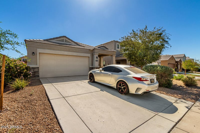29235 Clarendon Ave, Buckeye, AZ 85396