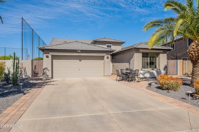 29236 Red Finch Dr, San Tan Valley, AZ 85143