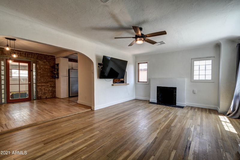 2924 E Adams St, Phoenix, AZ 85034