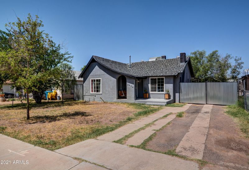 2924 E Adams St, Phoenix, AZ 85034