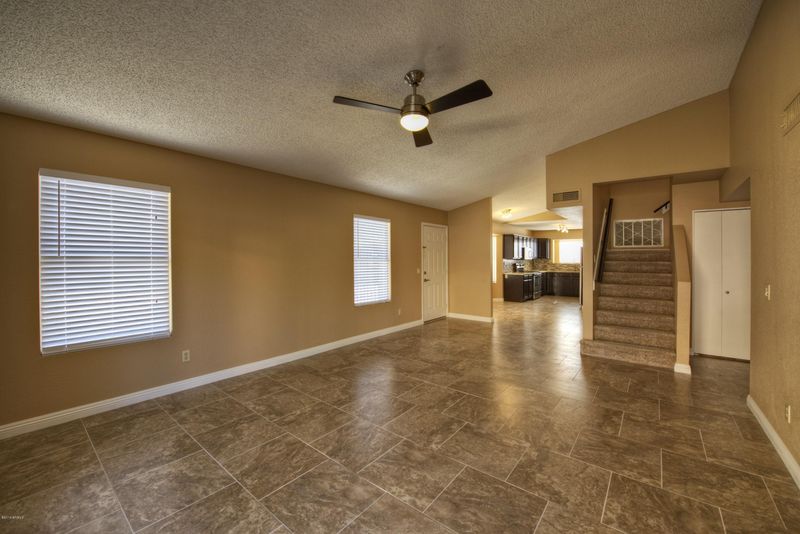 2924 E Amber Ridge Way, Phoenix, AZ 85048