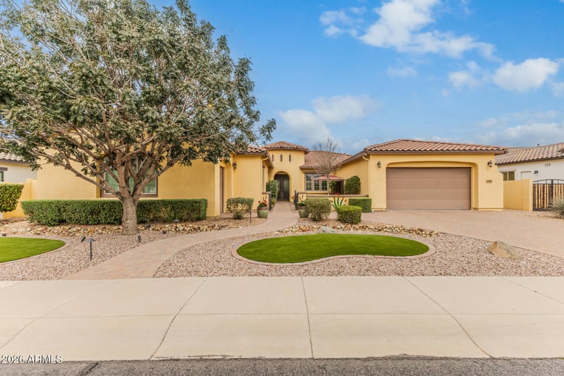 2924 Athena Ave, Gilbert, AZ 85297