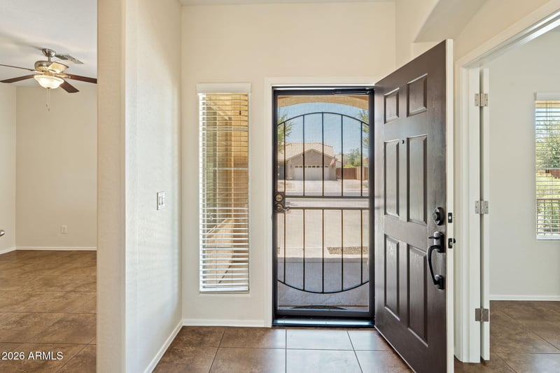 2924 E Coconino Dr, Gilbert, AZ 85298