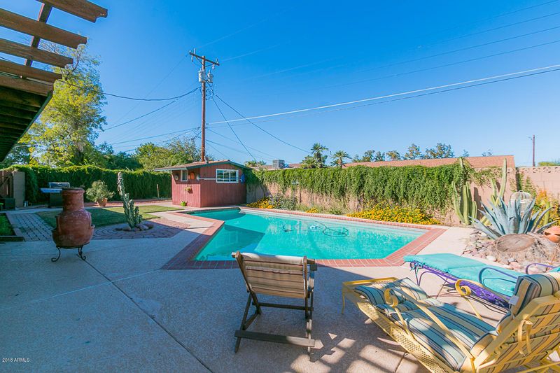 2924 E Pinchot Ave, Phoenix, AZ 85016