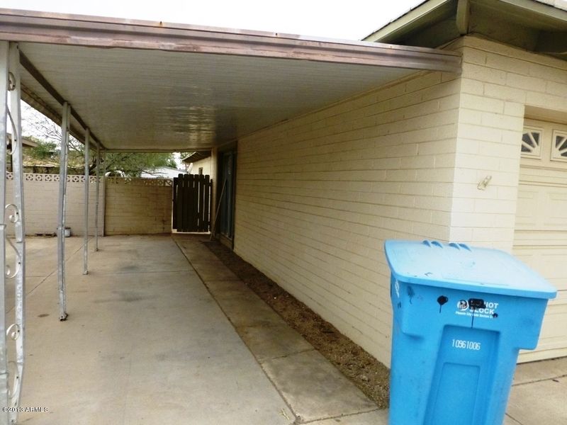 2924 N 40th Ln, Phoenix, AZ 85019