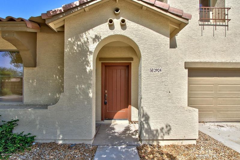 2924 S 74th Dr, Phoenix, AZ 85043
