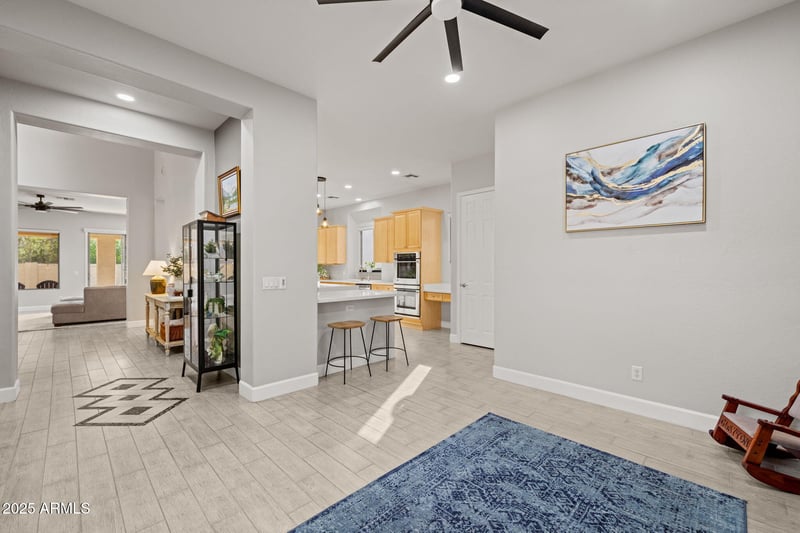 2925 Donatello Dr, Phoenix, AZ 85086