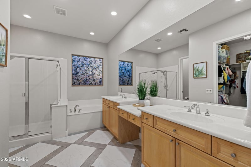 2925 Donatello Dr, Phoenix, AZ 85086
