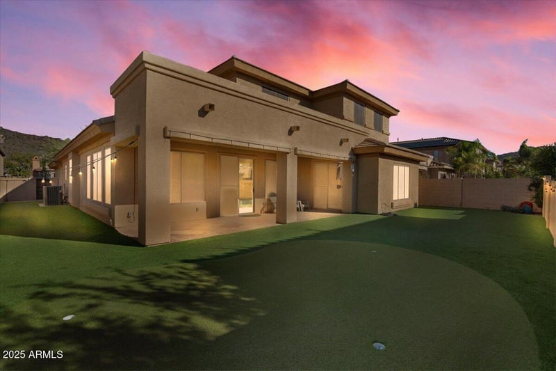 2925 Donatello Dr, Phoenix, AZ 85086