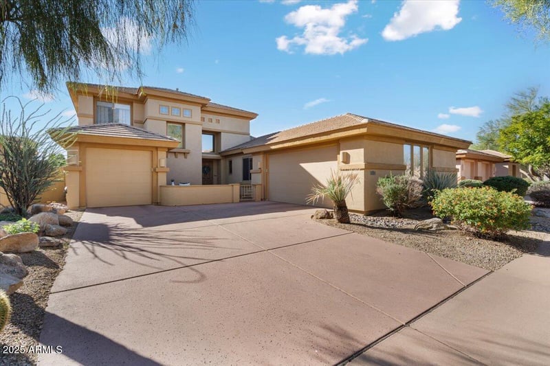 2925 Donatello Dr, Phoenix, AZ 85086