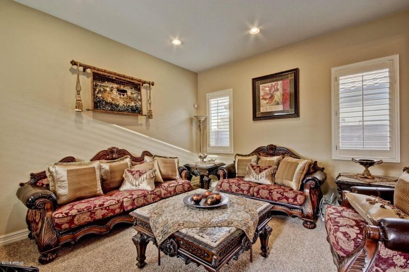 2925 E Blue Sage Rd, Gilbert, AZ 85297