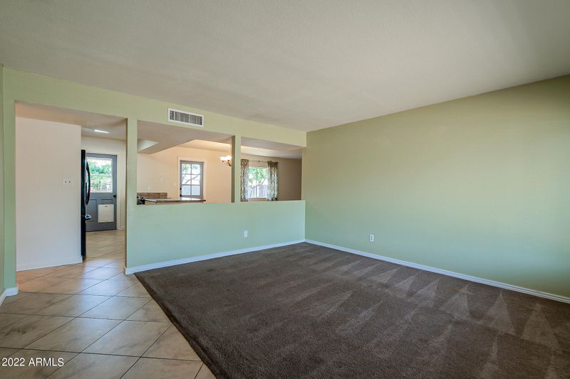 2925 E Dahlia Dr, Phoenix, AZ 85032