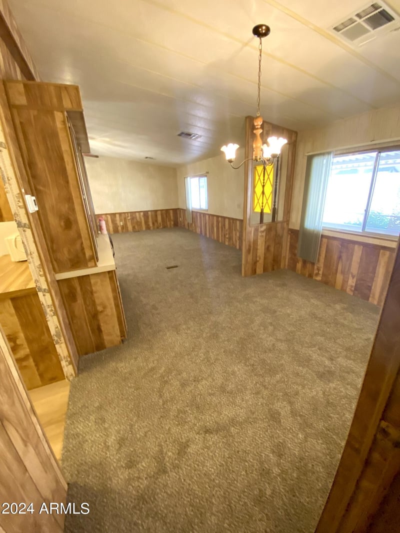 2925 E Sequoia Dr, Phoenix, AZ 85050