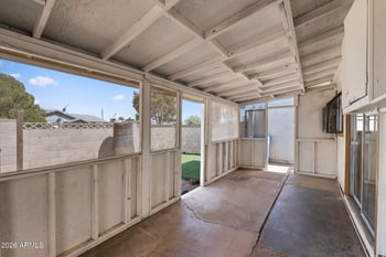 2925 W Mandalay Ln, Phoenix, AZ 85053
