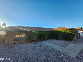 2926 Emerson St, Mesa, AZ 85210