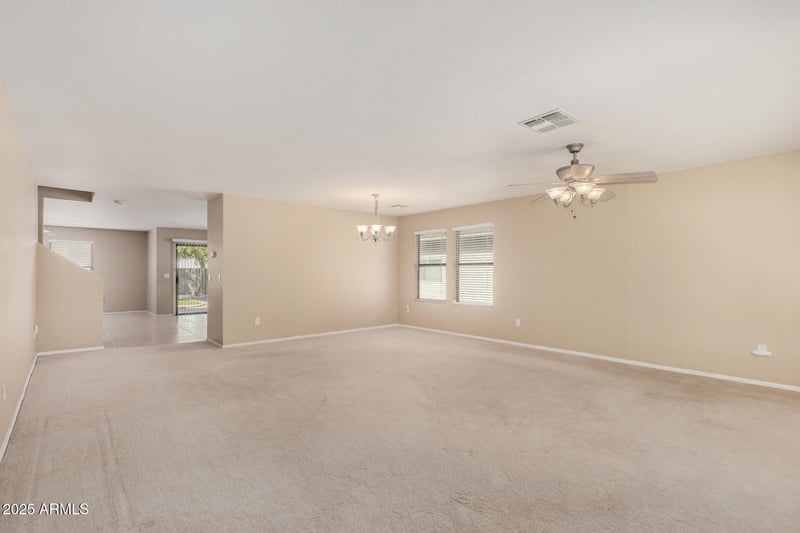2926 Mineral Butte Dr, San Tan Valley, AZ 85144