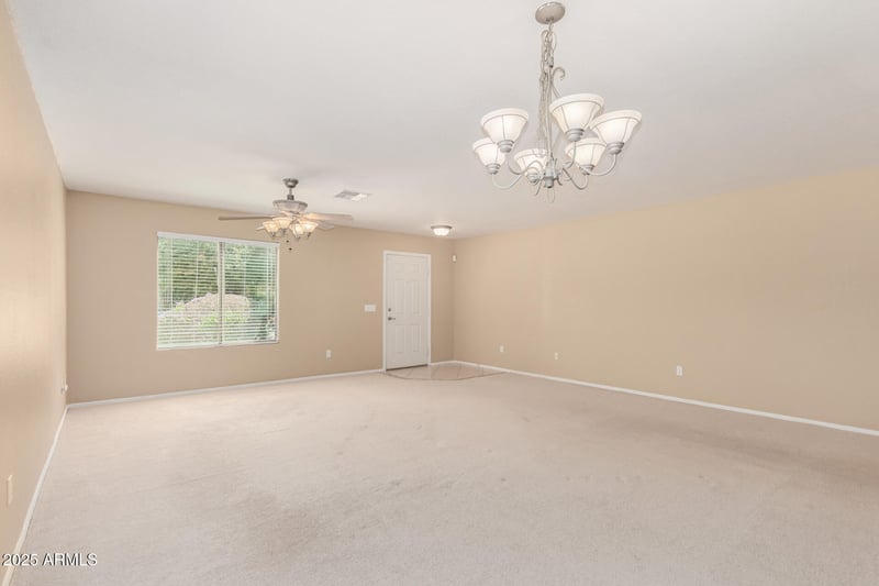 2926 Mineral Butte Dr, San Tan Valley, AZ 85144