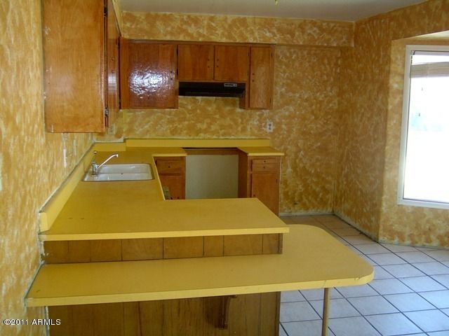 2926 N 63rd Dr, Phoenix, AZ 85033