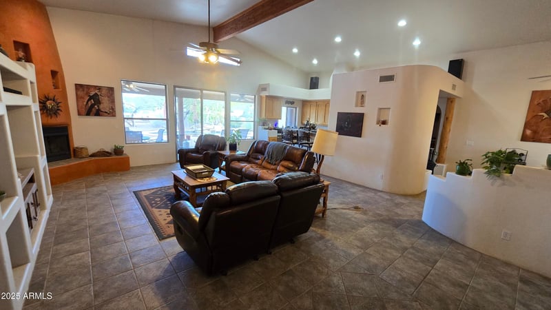 2926 Tanya Trl, Phoenix, AZ 85086