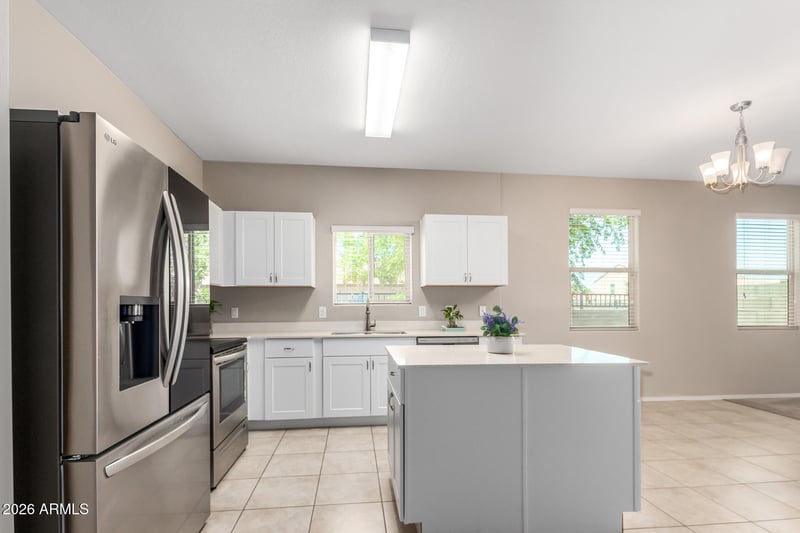 2926 W Kowalsky Ln, Phoenix, AZ 85041