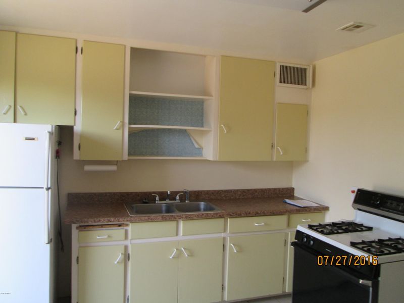 2926 W Montecito Ave, Phoenix, AZ 85017