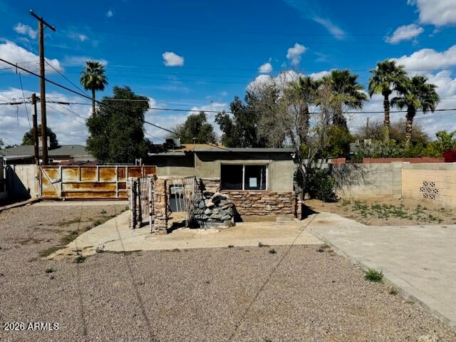 2926 Northern Ave, Phoenix, AZ 85051