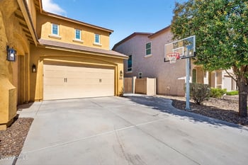 2926 Wyatt Way, Gilbert, AZ 85297