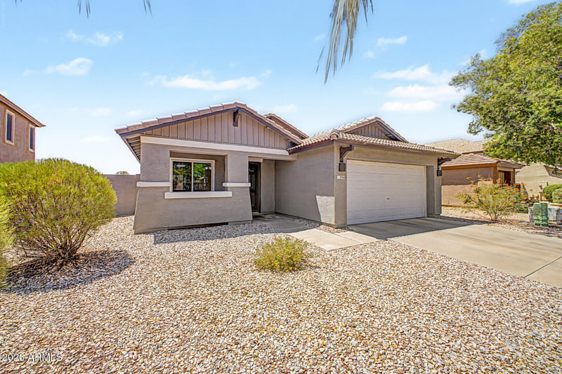 29260 Red Finch Dr, San Tan Valley, AZ 85143