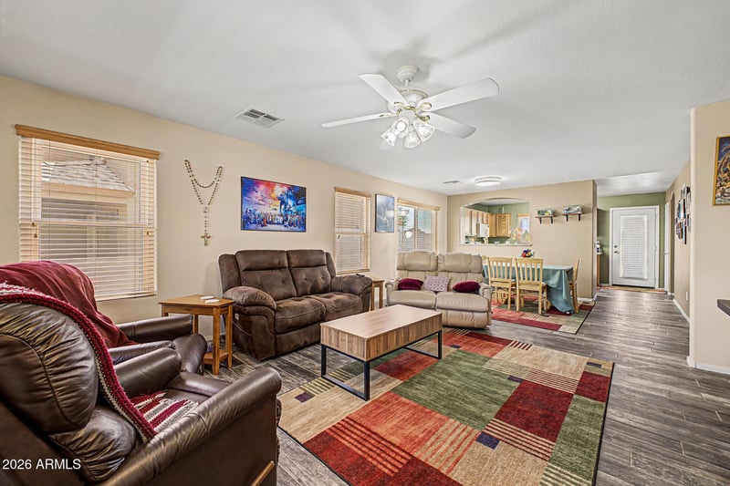 29260 Red Finch Dr, San Tan Valley, AZ 85143